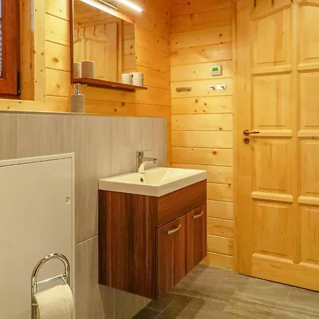 Lovely In With Wifi Сasa de vacaciones Merzalben