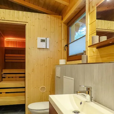 Lovely In With Sauna Dom wakacyjny *